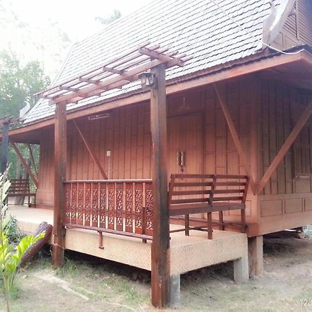 Faa Ruan Tai Resort Sukhothai Exterior photo